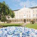 cour-dhonneur-bouteilles